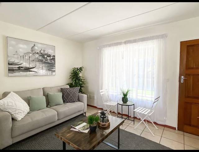 1 BEDROOM APARTMENT FOR SALE IN COMET